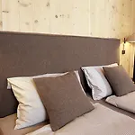 Ξενοδοχείο La Genzianella 3*
