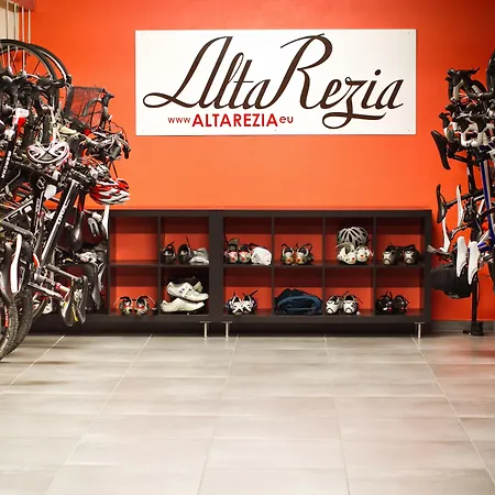 라 겐지아넬라 보르미오