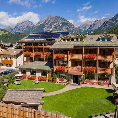 Szálloda La Genzianella Bormio